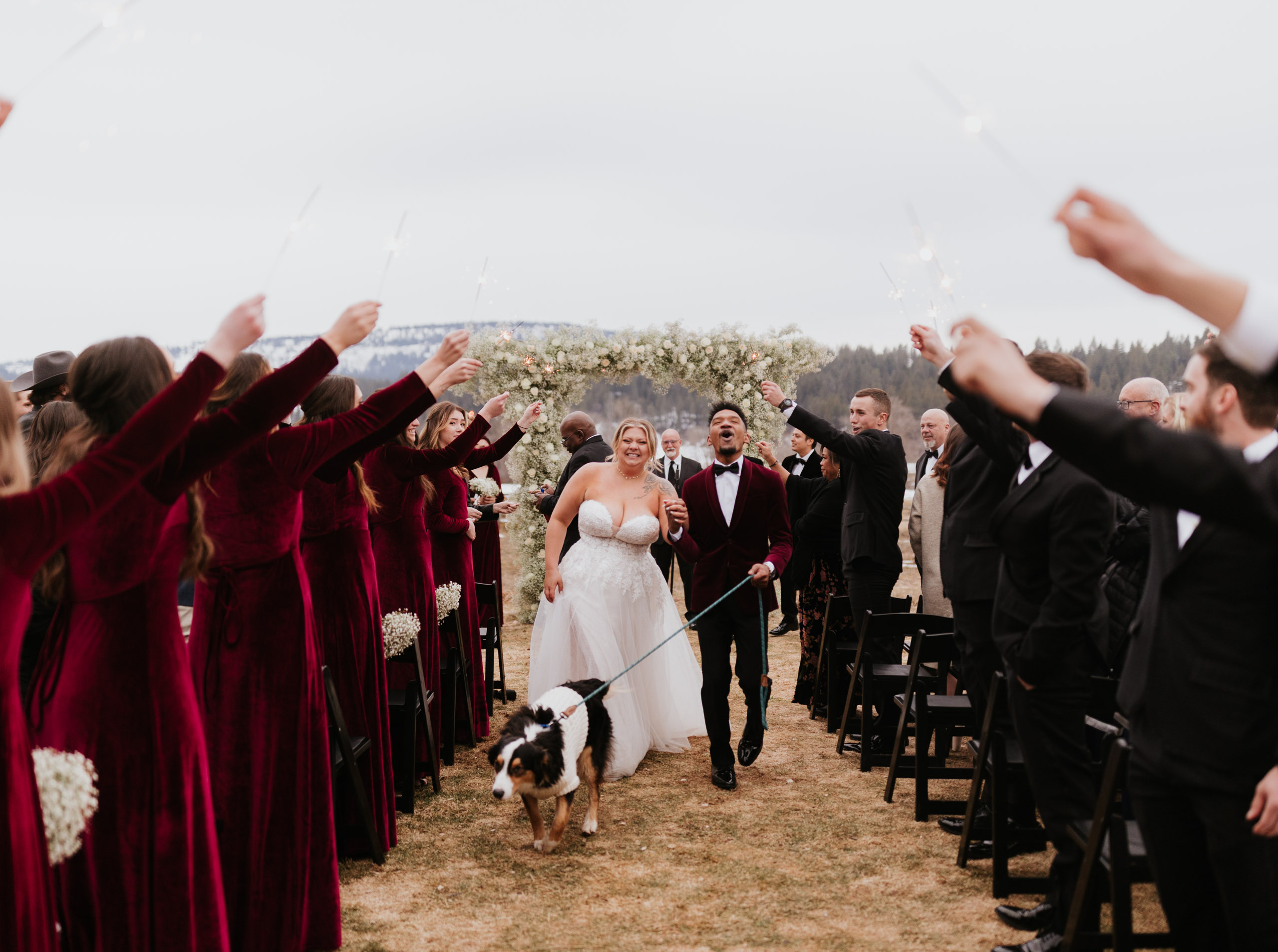 Winter Cattle Barn Wedding | Cle Elum, WA | Amy + Mark