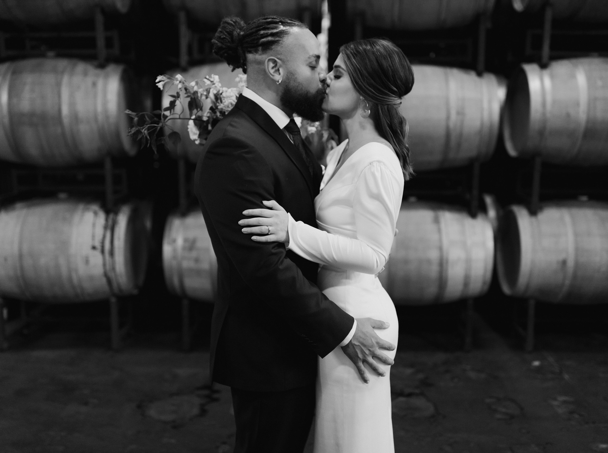 almquist-winery-intimate-wedding-inspo-22
