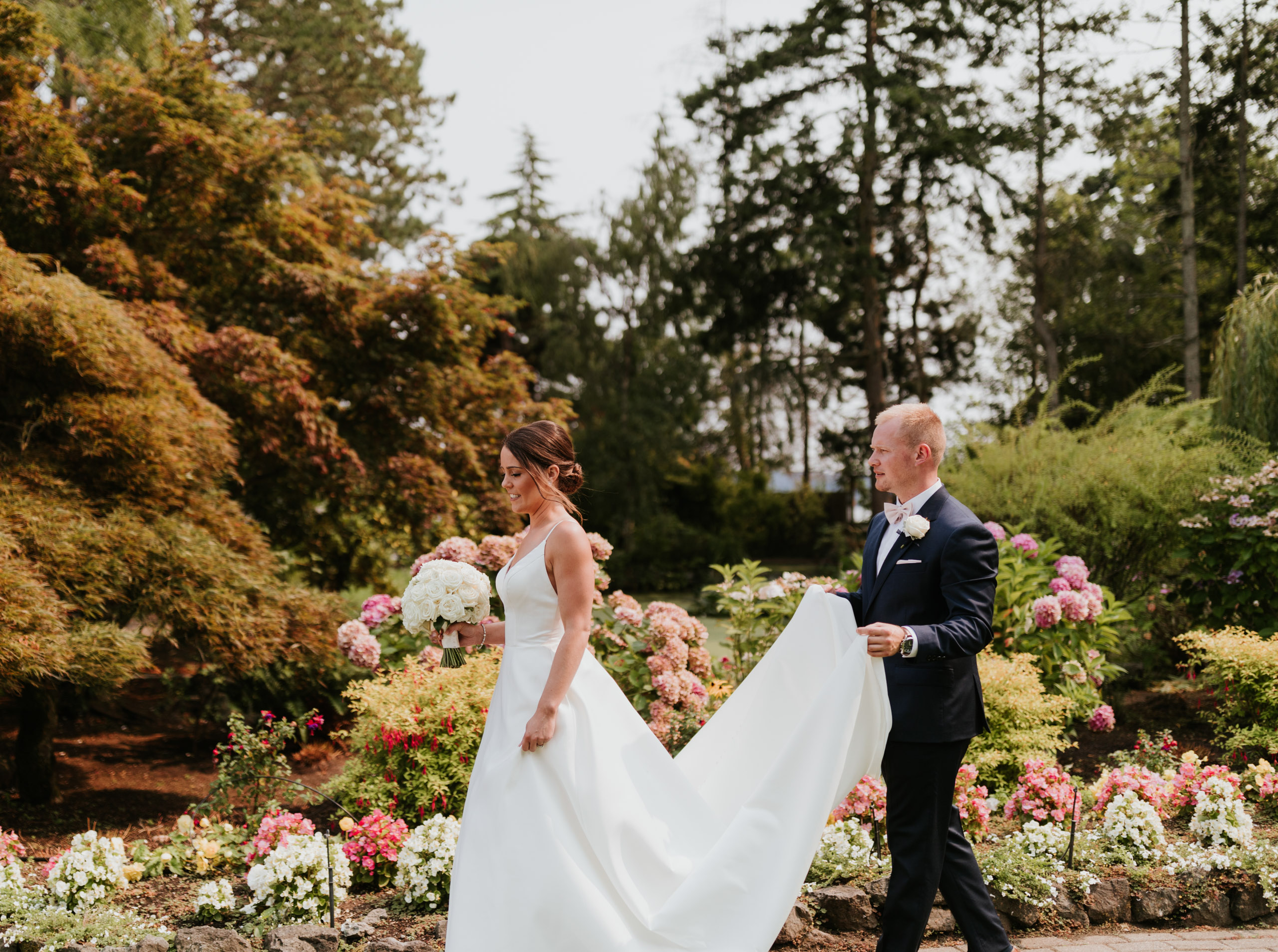 https://breannapluskevin.com/wp-content/uploads/photo-gallery/imported_from_media_libray/kiana-lodge-wedding-bm-breanna-plus-kevin-15.jpg