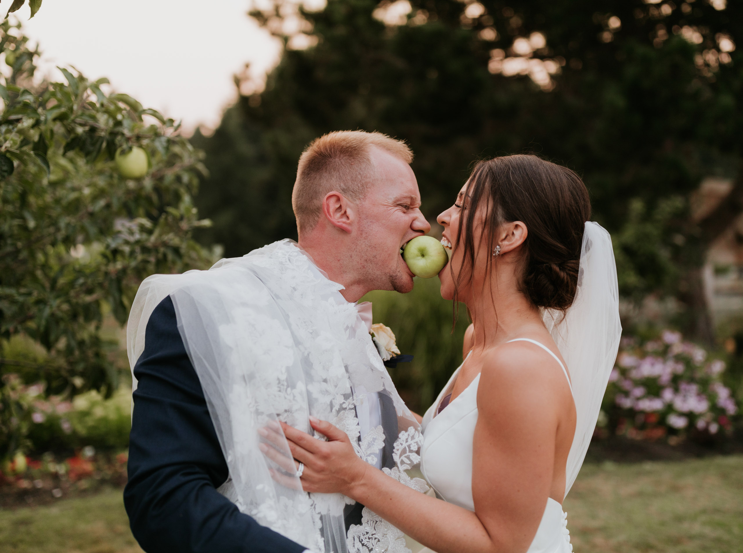https://breannapluskevin.com/wp-content/uploads/photo-gallery/imported_from_media_libray/kiana-lodge-wedding-bm-breanna-plus-kevin-48.jpg