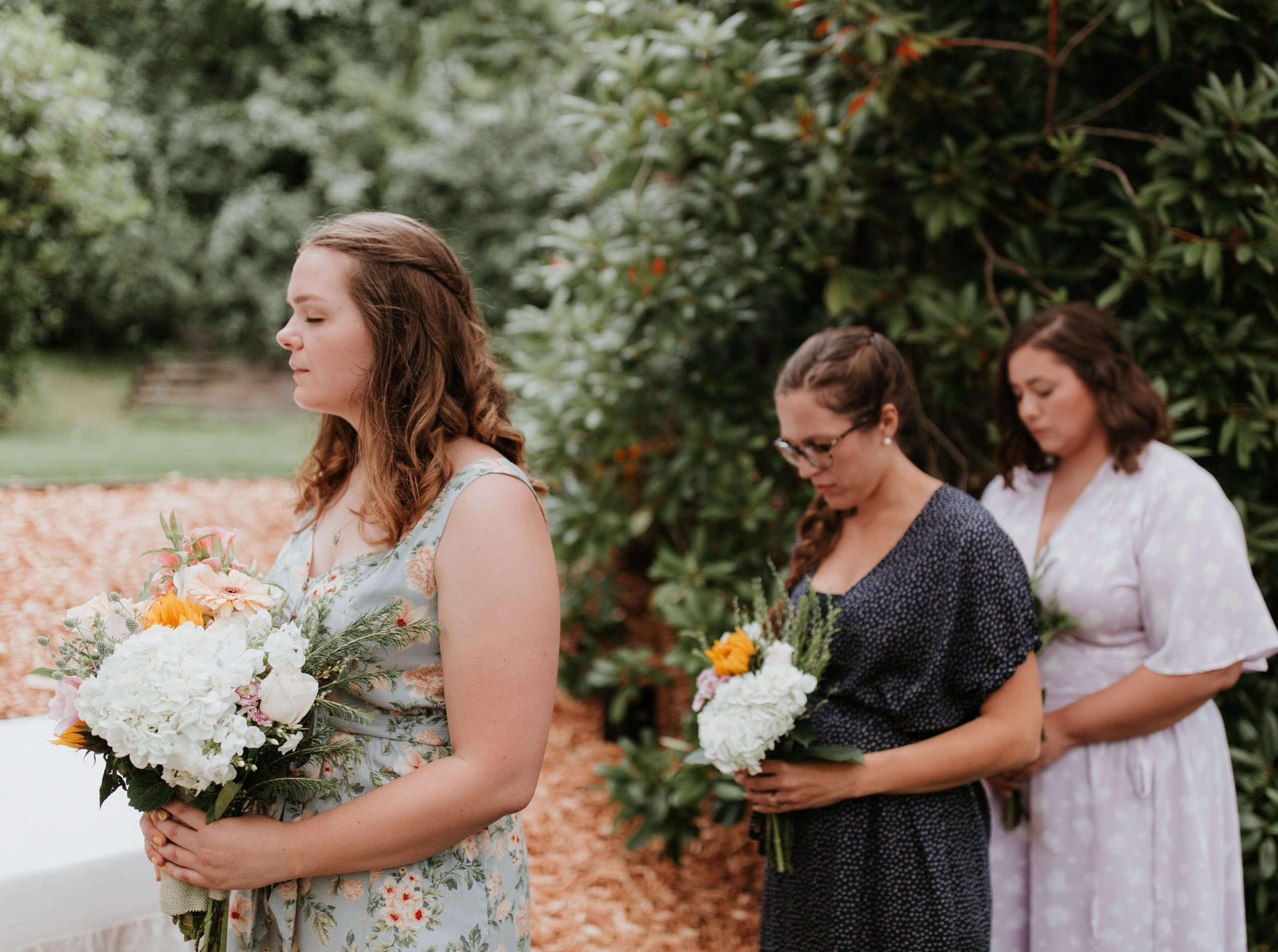 woodinville-backyard-wedding-intimate-wedding-25