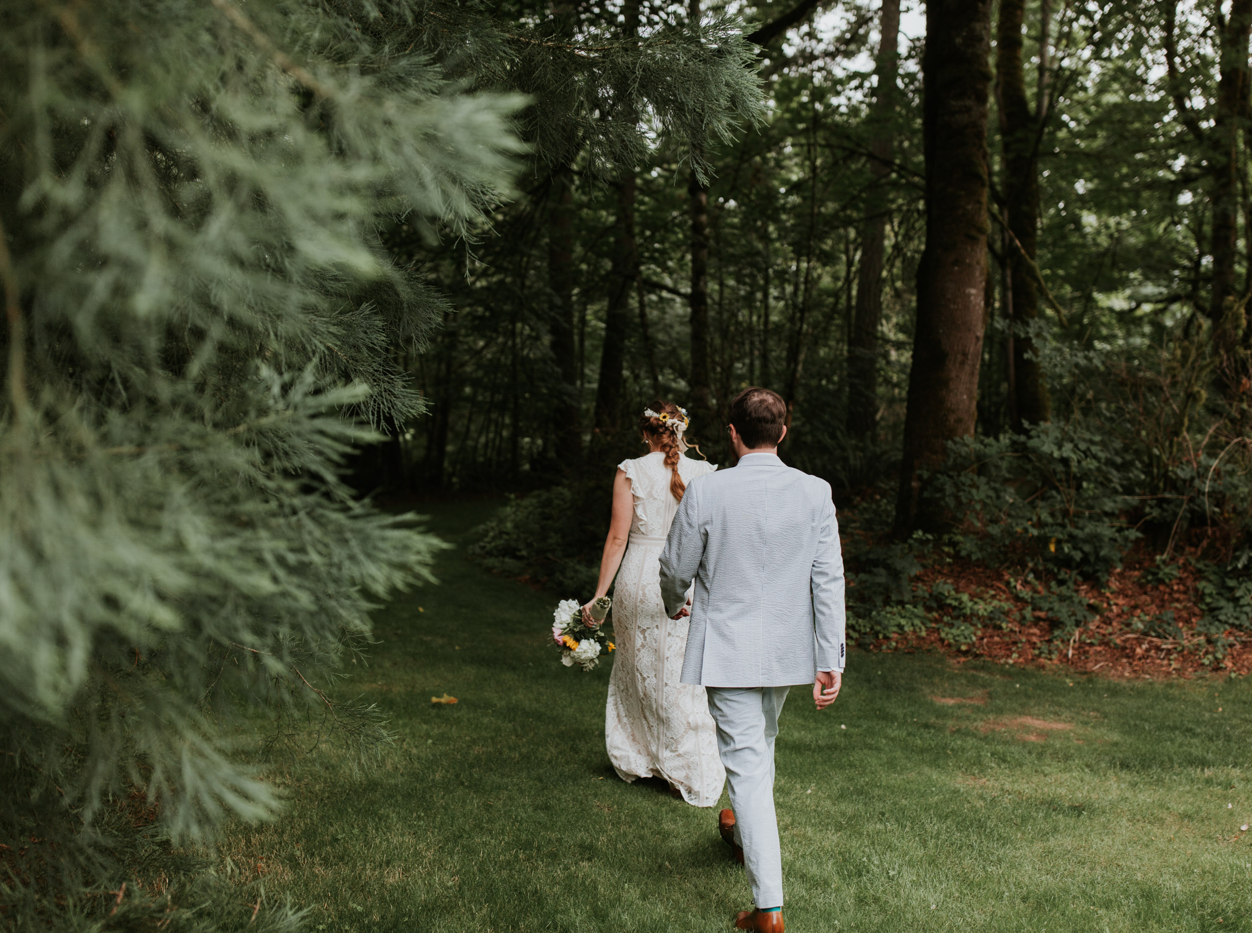 woodinville-backyard-wedding-intimate-wedding-33